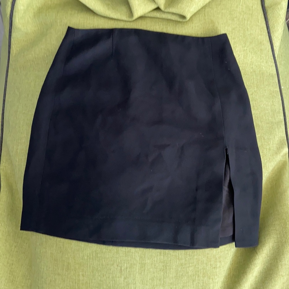 Bebe skirt
